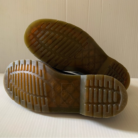 Doc Martens 1925 Oxford Shoes - Picture 10 of 12